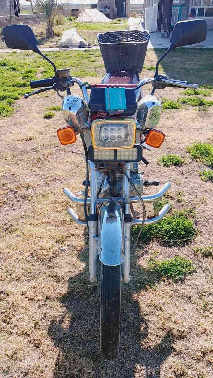 دراجه سيفان 19نضافه خير من لله لاتبخسر ولاتنقيص كهربايات كلهه شغاله السعر 375اوبيهه مجال قليل اورق سحب مكان ديالى الخالص التحويله قريت الكوتي ***********
