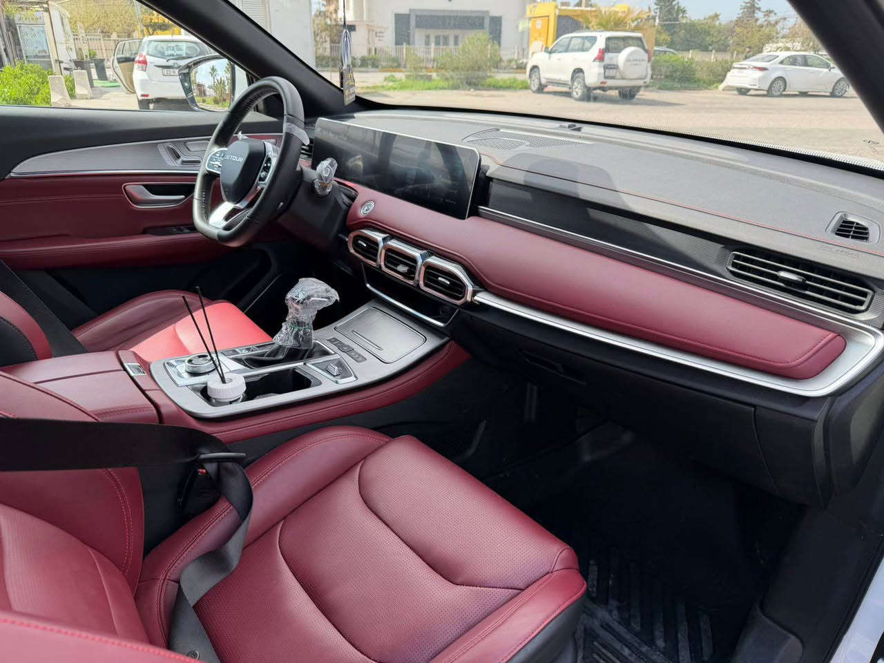 JetourX70Plus🔥
سعر:$١٦٦💣
مکینە ١٦توربو🚀
مۆدیل:٢٠٢٤
40,000KM📦
٣مقعد،٧نفر
فول فول مواصفات
ئوکتان٩١
***********
***********
Whatsapp☎️ أربيل, العراق
