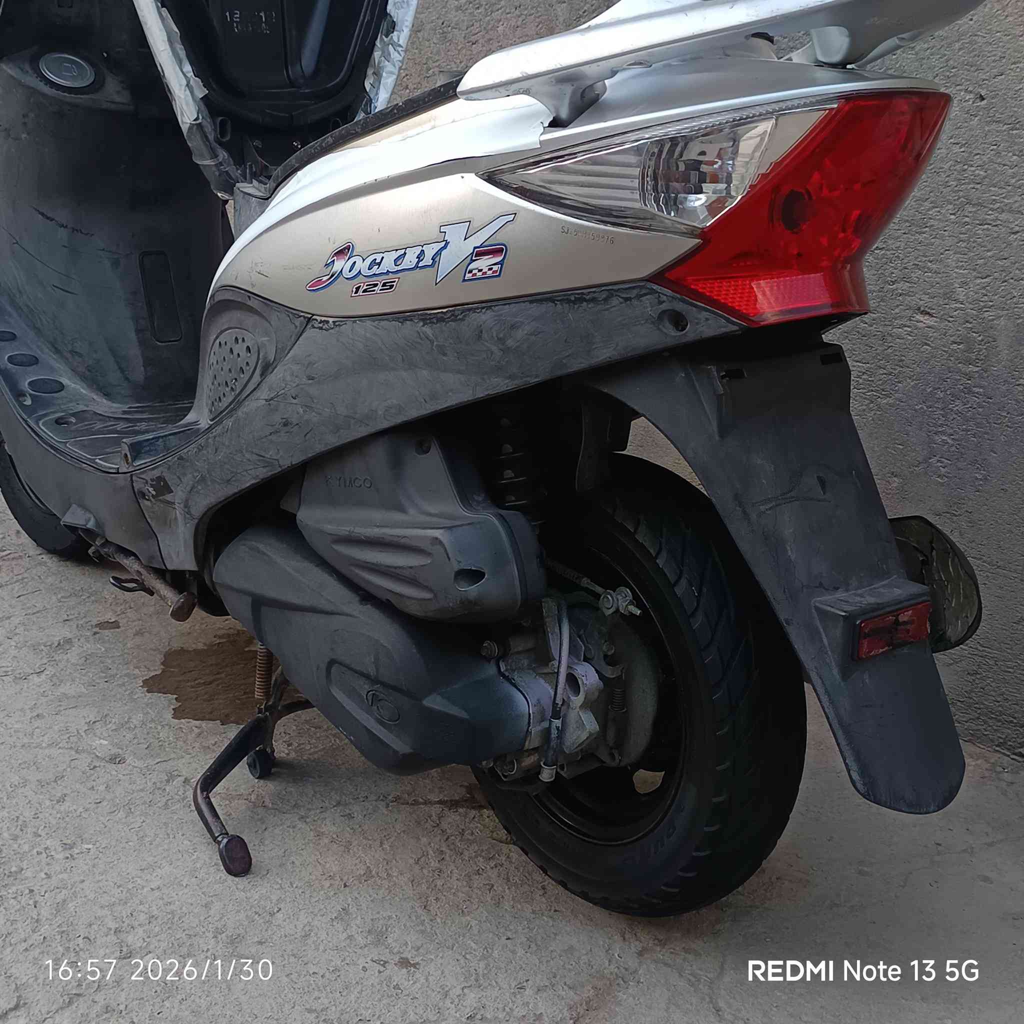 سلام عليكم دراجه كامكو للبيع موديل 13 مكينه ما مفتوحه بيه شلعه تخبل دراجه صارلها شهر من طلعت من رمبه مكاني رفاعي وشراي يجي خاص


**إذا كنت صاحب هذا الإعلان وتريد حذفه لأي سبب، رجاءا أرسل رسالة إلى الدعم الفني**