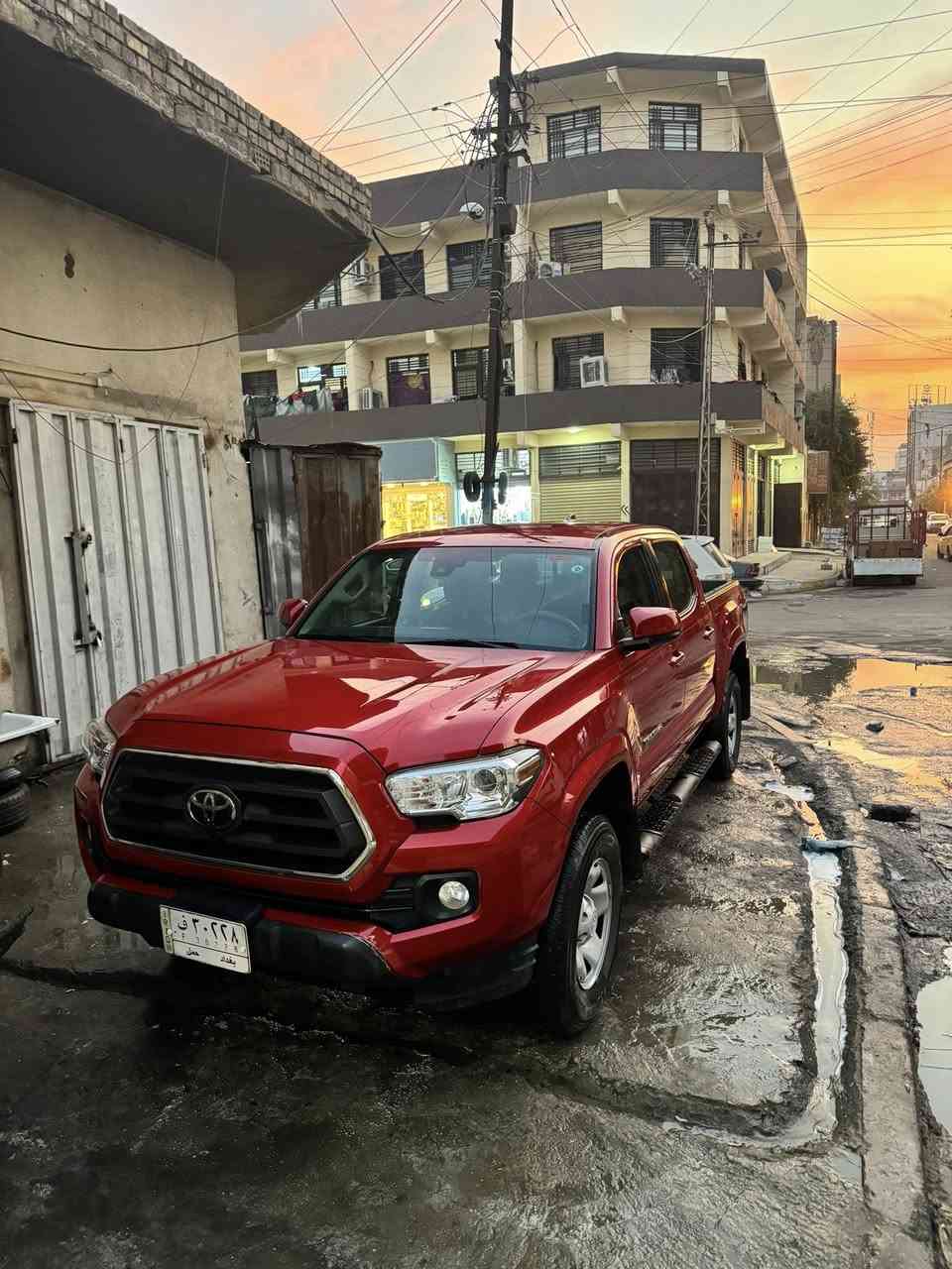 سلام عليكم بيكم تاكوما موديل 2022 رقم بغداد عداد 47000 مايل حادث باب البدي راج بارد والباقي كلة مكفول السعر $255وبيها مجال عنواني بغداد ***********
