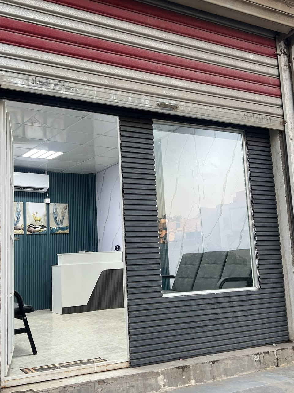 هذا المنشور لكل الي سألونا على عنوان العيادة 
عنوانا هو الفحامة  شارع مركز الشرطة مجاور عيادة الحكيم التمريضية

متوفرة عدنا كل الخدمات : من حشوات  تجميلية 
حشوات جذور 
تغليفات زاركون وايماكس
تقويم
تنظيف وتبييض 
تجميل لاجراحي 

والأسعار  مثل ما وعدناكم كلها راح تكون مناسبة 
وبضمان النتيجة 

كل الي عليكم تراسلونا 
 او تزورونا متواجدين طيلة ايام الأسبوع 
حتى الجمعة 
من ساعة 4-9 مساءً

📍 لكل الي سألونا على عنوان العيادة 🦷✨

عنوانا: الفحامة – شارع مركز الشرطة
مجاور عيادة الحكيم التمريضية 📌

عدنا كل خدمات الأسنان:
🦷 حشوات تجميلية
🦷 حشوات جذور
🦷 تغليفات زاركون و  وايماكس 
🦷 تقويم أسنان
🦷 تنظيف وتبييض
🦷 تجميل غير جراحي

💙 أسعارنا مثل ما وعدناكم… مناسبة وبأعلى دقة وبضمان النتيجة 👌

📩 كل الي عليكم تراسلونا أو تجون تزورونا
احنا متواجدين طيلة أيام الأسبوع حتى يوم الجمعة
⏰ من الساعة 4 إلى 9 مساءً

كادرنا ينتظركم بكل حب 🦷
 ابتسامتكم  ويا عيادة الجمال اكيد راح تكون أجمل  🤍


**إذا كنت صاحب هذا الإعلان وتريد حذفه لأي سبب، رجاءا أرسل رسالة إلى الدعم الفني**