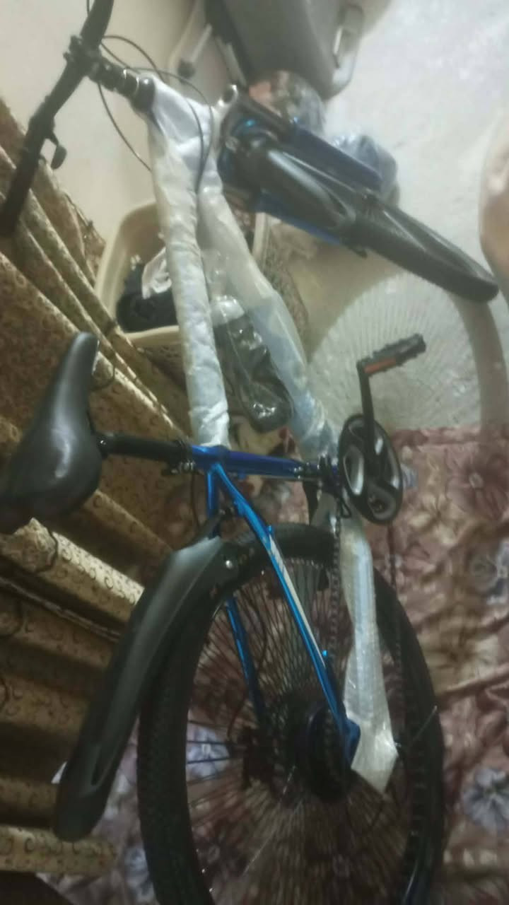 سلام عليكم بايسكل كيمو حجم 26صفر مامشي آصـلي اي عيب مابي كير  بدل امامي آلسـعر 75وبــي مـج ـآل ح ـك آلج ـيه عنوآن كركوك عروبــه شـرآي آتصـل ***********
