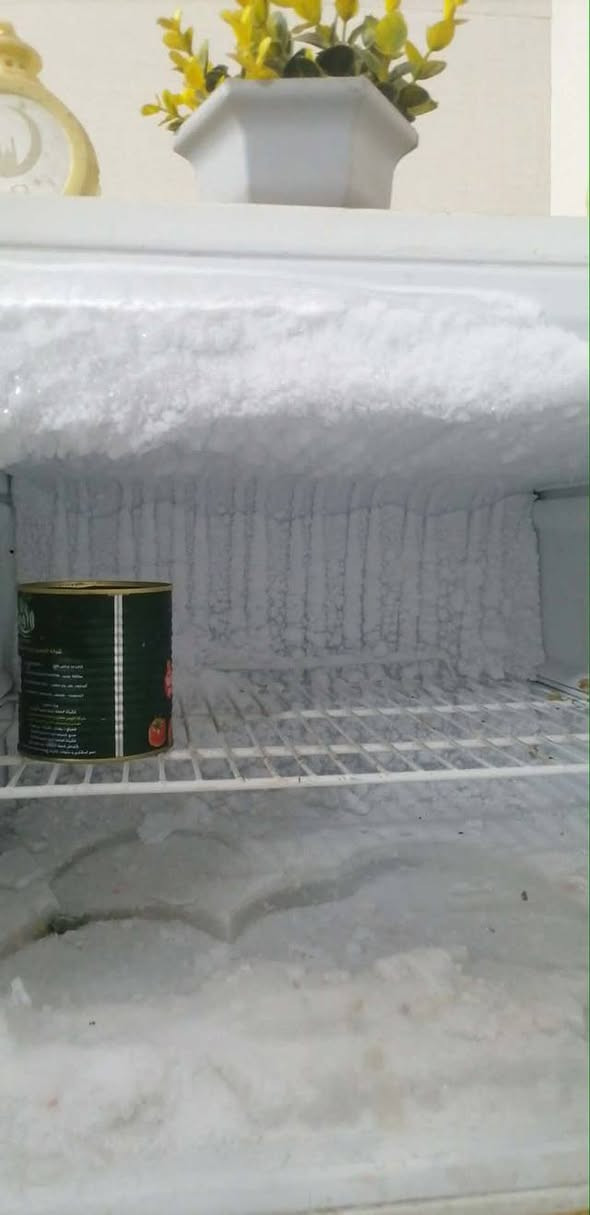 ثلاجه لبيع شغاله شرط الفحص تجميد فول النجف ***********
