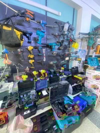 يوجد تصليح قطع غيار وعدد يدوية كل الأنواع جملة ومفرد اصحاب البيوت او ا...