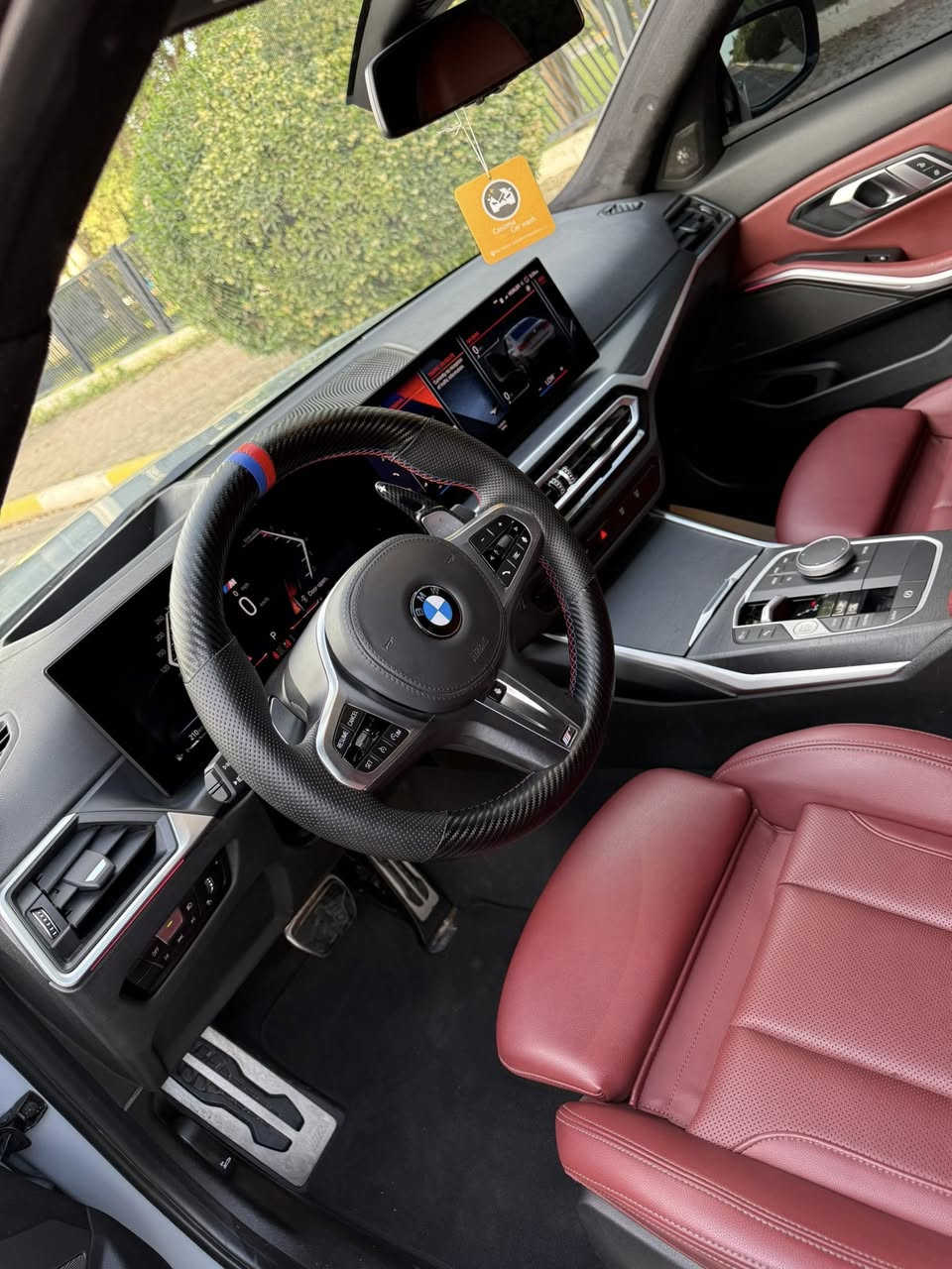 السلام عليكم
سيارة  340iM BMW بكج معروف موصفات ٦سلندر سيارة موديل 2023 بيها قطعتين صبغ ماشيه 30 ميل مضلل بسنويه  سعر 390ورقه وبيهه مجال بسيط بسمي تحويل نفس يوم مكان سياره اربيل 
***********

