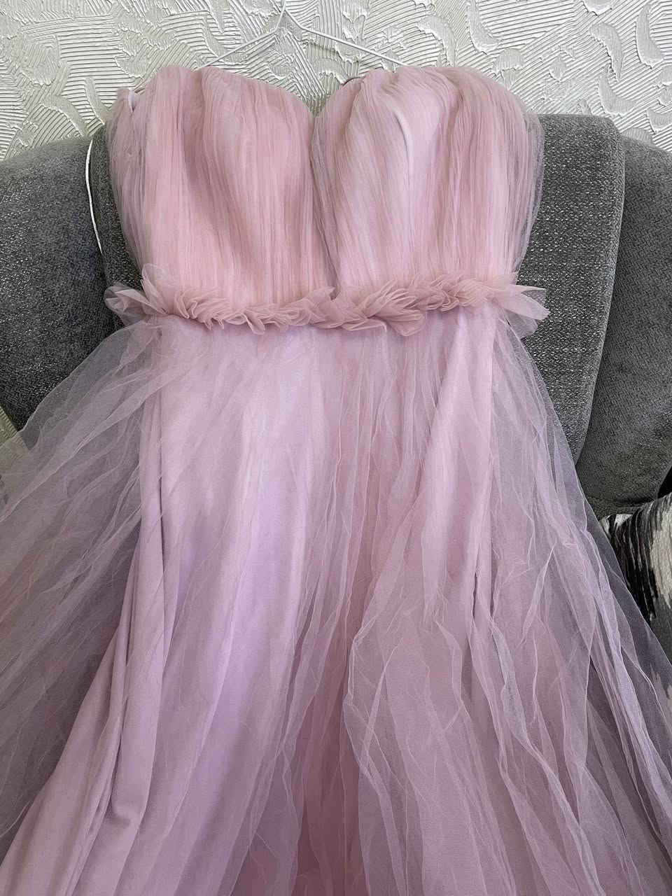 فساتين للبيع ملبوسات ساعة فقط تواصل خاص


**إذا كنت صاحب هذا الإعلان وتريد حذفه لأي سبب، رجاءا أرسل رسالة إلى الدعم الفني**