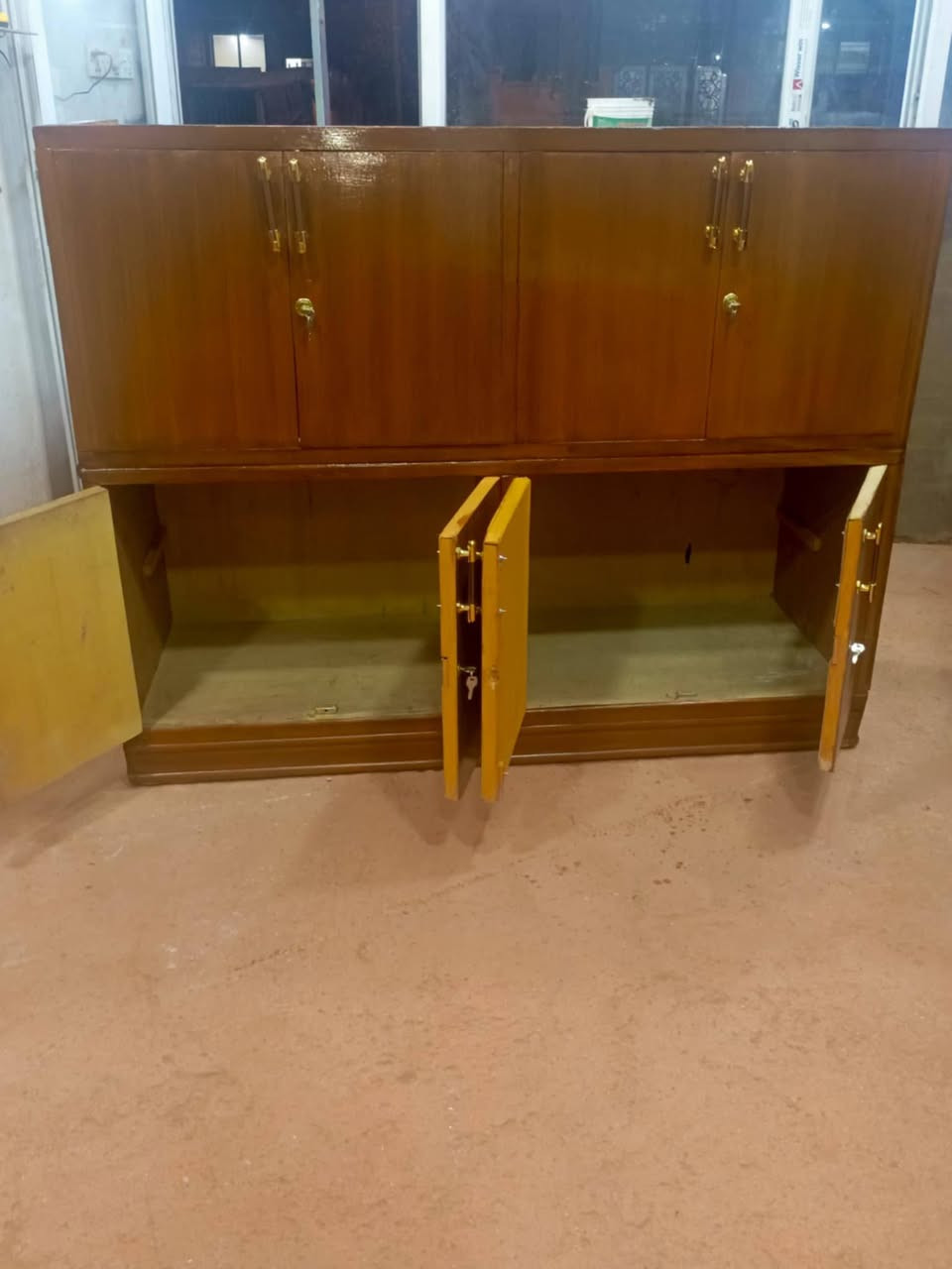 كنتور صاج تسكام جديد وبوفيه سعر مناسب مكان حله ابو غرق شراي يتصل على رقم *********** اني مكلفه لاسعار مو يمي اقرأ منشور
