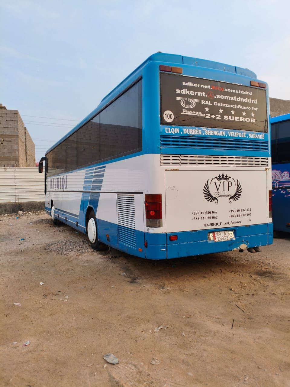 السلام عليكم للبيع جاهزه تخم تاير حداديه من طول لطول رقم نكليزي تحويل تبريد صيني 
56نفر مكينه 8كير6 مكان سياره بصره ايي ستفسار على رقم ***********
