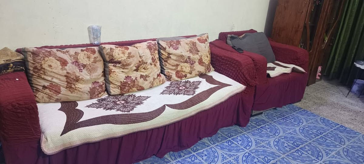 مستعجله على البيع ب٧٥ قنفات ٨ مقاعد وجهاز الجري ٧٥


**إذا كنت صاحب هذا الإعلان وتريد حذفه لأي سبب، رجاءا أرسل رسالة إلى الدعم الفني**