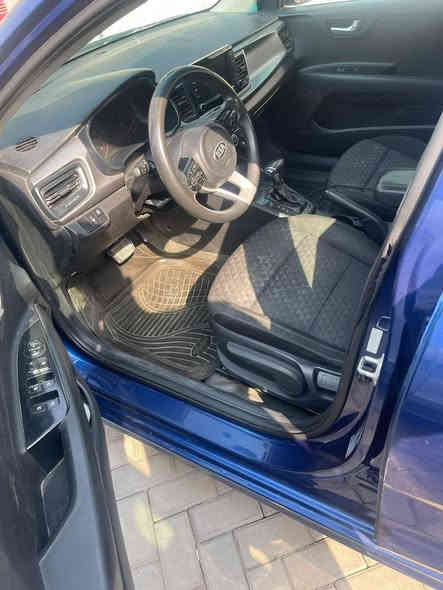 البيع كيا ريو موديل2019 وراد امريكي حادث قبق حنطه السياره حلوه ميردله كلشي تحويل ثاني يوم السعر 105 وبيه مجال مكاني بغداد الدورة ***********
