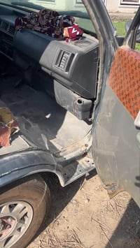 كيا بستا موديل ٩٣ كير ومكينه وأكسل مكفولات حصيره جديده شواصي الورة جدد...