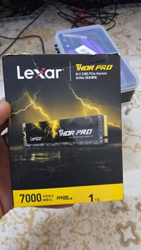 هارد من شركه leaxr  M.2 الجيل الرابع حجم 1tb   ساعه RGB قاعده صاج منفذ...