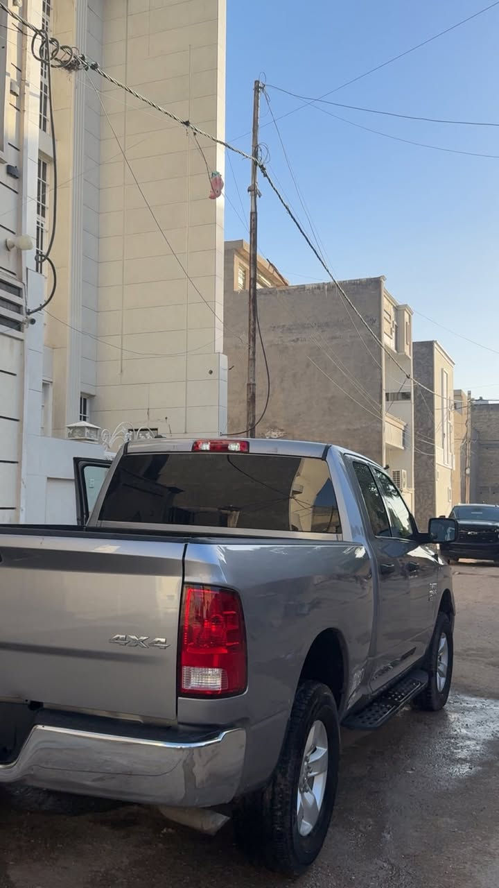 بسعر سيارهه ناصيييي 160 وبيها مجالللل بسيطط 
السلام عليكم بيع او مراوس  
بيع بيع او مراوس مرواسسس سعر(160)(160)⚠️
اقرا تفاصيللل زيننن وسونار وبيك خير وتدلل
.
⬅️دوج رام كلاسك2024
⬅️موصفات slt 
⬅️باب قصير بدي طويل⚠️
⬅️محرك 6 سلندر3.6L 
⬅️لون سلفر 
⬅️ضرر /جانبي  بجم كبس 
⬅️السياره المالك القبلي صابغ الجهتين بس قماره وامام ممصبوغ   
⬅️السياره بدون لوحات ⚠️
⬅️صور ضرر موجوده 
⬅️السعر ⚠️⚠️160 الف وبي مجال بسيط
***********
***********
