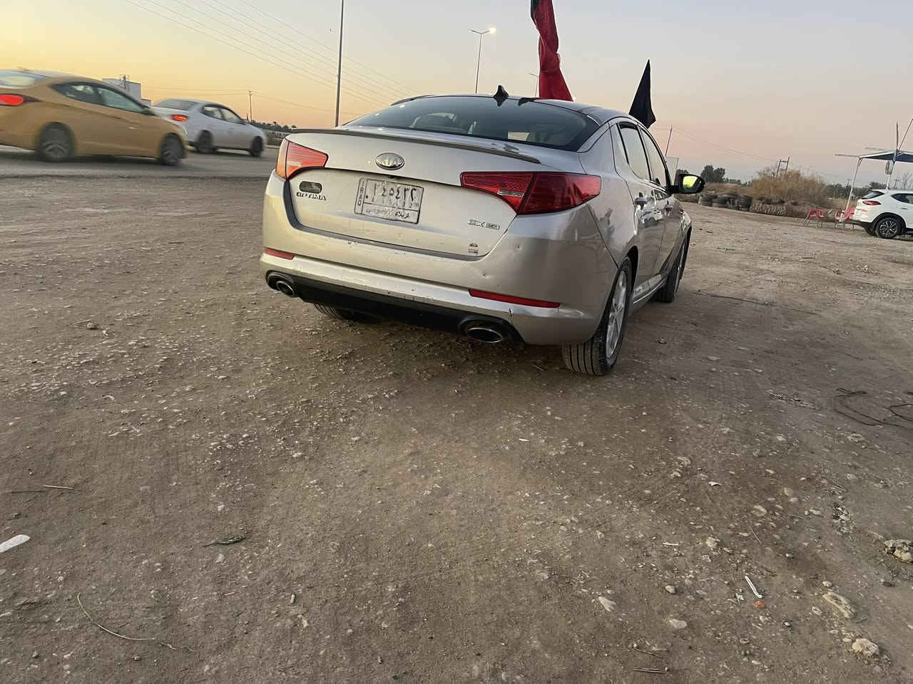 السلام عليكم
كيا اوبتما 2013 فول مواصفات
مواصفات VIB اعلى فئه بالاوبتما 
نظافه السياره كدام عينك والصور ماتحكم تجي وتشوف بعينك وبخدمتك

مواصفات السياره
بنوراما 
بصمه 
تحكم ستيرن 
كشنات تدفئه 
ستيرن تدفئه 
كشنات كهرباء 
شاشه كبيره بلاد اصل 
كامره خلفيه اصل
وباقي موصفات الVIB معروفه 

اكفلك محرك وكير شرط تراي وين ماتريد 
حداديه اماميه كامله بدلته قبل اسبوع 

السياره وارد امريكي بيه قطعه وحده تبديل فقط القطعه مبدله مال شركه اصل
رقم السياره كربلاء مشروع وطني يعني تحويل بأي محافظه موشرط بكربلاء
مكان السياره بابل 
السياره باسمي تحويل ثاني يوم 
السعر 118 وبيه مجال قليل 
للاستفسار اكثر  ***********
