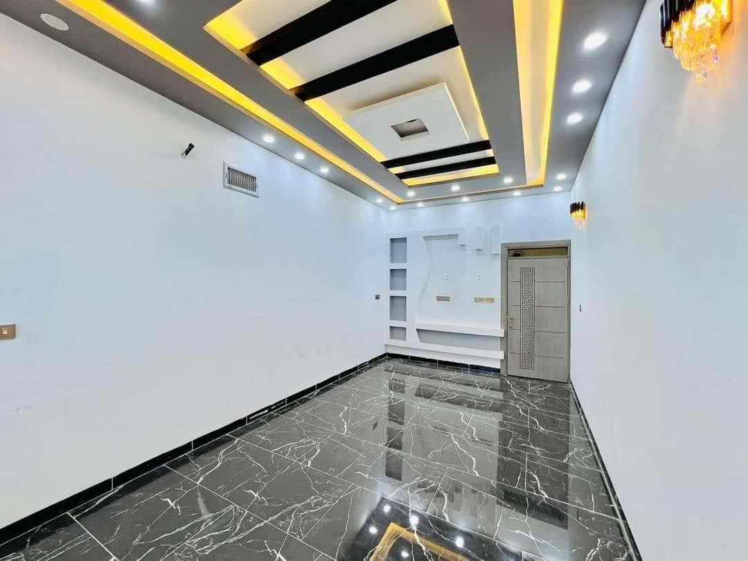 # دار للبيع 
ثلاث طوابق 
المساحه 100الواجهة 10 متر  فضله 15 متر صار العمق 11 ونص
الشارع : ١٥ متر 
عمر البناء ٣ سنين 
عدد الغرف : ٤ نوم و٢ ماستر 
هول عدد2.  استقبال 
نوع الطابو : ملك صرف
العنوان كركوك حي عدن 

لمعرفه المزيد يرجى الاتصال بالارقام

 للتواصل ***********
***********
بأمكانكم عرض عقارتكم لدينا سواء كانت #بيــع أو #إيجــار أو #أستثـمار ‏‎زبائننا الكرام بِكُم نَرتقي ونَتشرف بزيارتِكم ونَفتخر بخِدمتِكم

 مكتب عادل الونداوي للعقارات للاستثمار والتطوير العقاري معكم نحو الأفضل للإستفساريمكنكم مراسلة الصفحة شركة ونداوي كروب للإنشاءات والعقارات اسطنبول وفي بغداد وكركوك 

عنوان المكتب الفرع الاول(اسطنبول يوسف باشا قرب مول هستوريا )
 واتس 00905355896627

الفرع الثاني  ( كركوك حي الواسطي شارع السايدين الرئيسي قرب اسواق المتوكل
