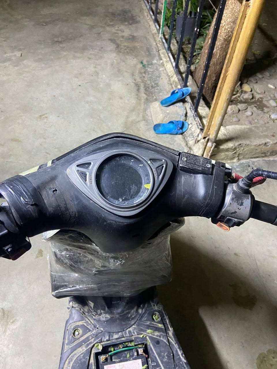 ماكس. مضلع. للبيع. ومراوس. ويه. ايراني. ايي. عيب. مابيي. فقط. نقص.  كفرات. خلفيه. وبريك. خلفي. ايي. عيب. مابيي. شغل. وطلع. محرك. اخرس. بي. تزويدات. خفيفه. بوشه. 55. لا. تبخير. لا. صوت. لا. نضوح. ايي. عيب. مابي. سعر. 175. وبي. مجال. قليل.  ومراوسه. ويه. ايرانيي. وذا. نضيف. انطيي. فرق. رقمي. ***********🤍✨
