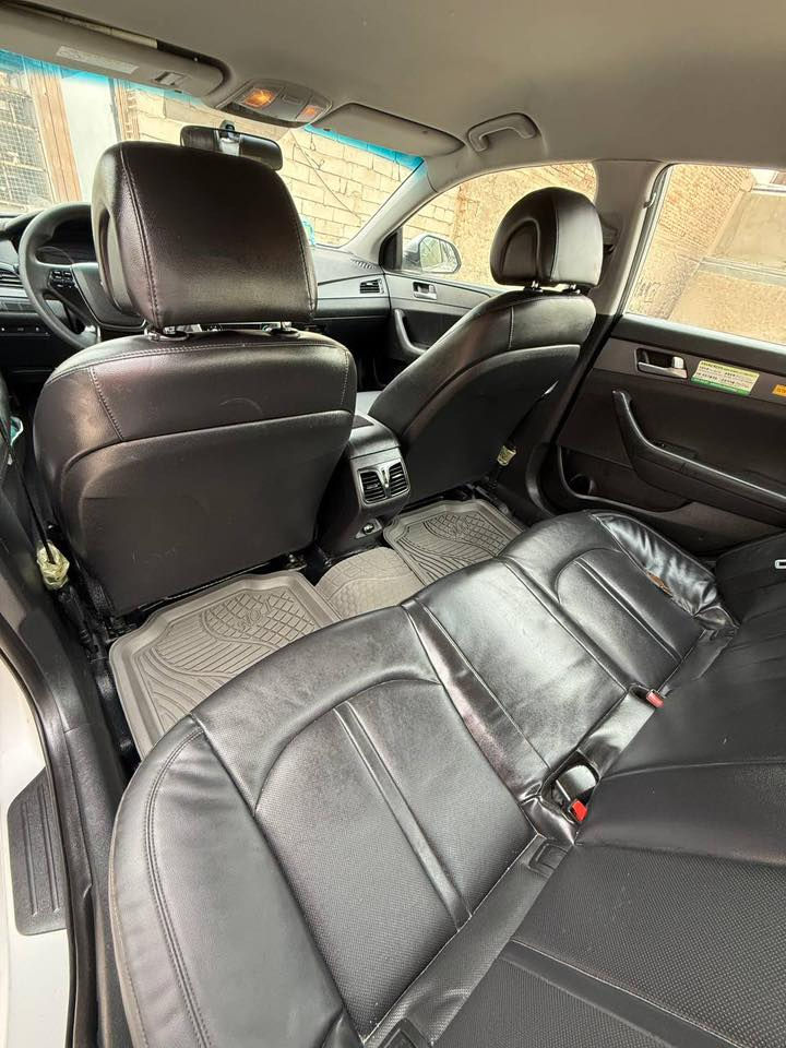 سوناتا 2017 غاز
1.كصة جنطة بدون حادث
2.كشنات وارضية جلد 
3.تحكم ستيرن
4.حدادية وتبريد ثلاجة
5.تدفئة ومكينة وكير على وضع الشركة 
6.ترايها مال زيرو
7.تخم تاير جديد
8.مكينة 2000 LPI
9.نظام اقتصادي ECO
10.تبريد قطعتين امامي خلفي
11.بك لايت لد 
12.حساسات خلفية
13.شاشة كبيرة وكاميرا خلفية
14.شاشة اعطال
15.مري شفط قلاب
16. نظام مانع انزلاق
17.حساس ضغط الاطارات
18.دخول جديد وما مبيوعة مباشر اليه 
19.ارقام وسنوية اربيل شغل درجة اولى اصلي
20.مطابق لرقم الشاصي 
النجف الاشرف 
السعر : 59 $
السيارة بدون حادث ولا تبديل 
بيها مجال بسيط جدا
*********** للأتصال
