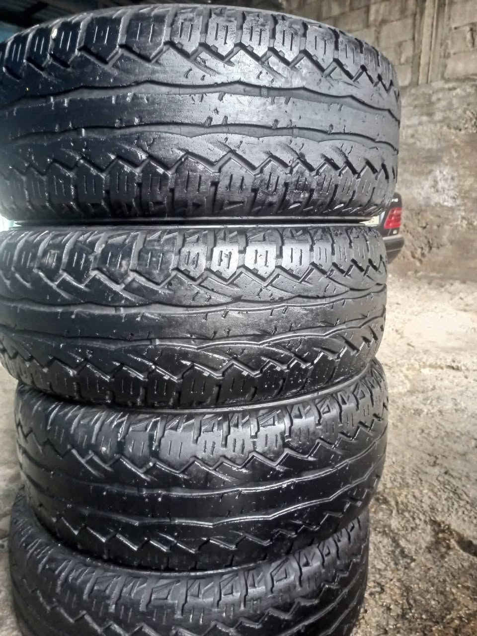 طقم كوشوك مستعمل بحاله الوكاله 265/65/17 
0778302316


**إذا كنت صاحب هذا الإعلان وتريد حذفه لأي سبب، رجاءا أرسل رسالة إلى الدعم الفني**