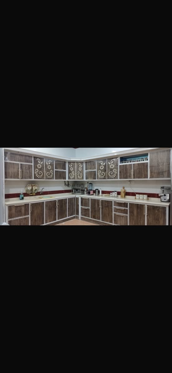 السلام عليكم
كاونتر مرمر للبيع عنوان الشعله 
***********
