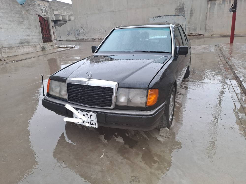 مارسيدس كوبه يي. 1991.   الوليات. به شه رت.  دعمو ليدراو. به شه رت. كير مجينه. ته بريد. ساردو كه رم شه رت.   قبات. مواصفات.   واته فول. فول.  *********** أربيل, العراق
