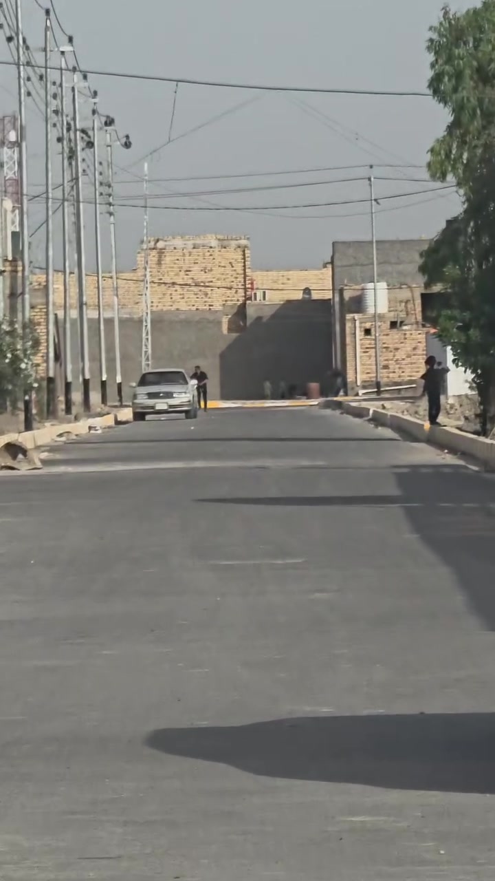 السلام عليكم قطعه طابو للبيع مساحه ٢٠٠م عله ساحه
المكان سوق الشيوخ حي العسكري شارع الإطفاء قرب مدرسه الصينيه 
للاستفسار *********** واتساب ***********
