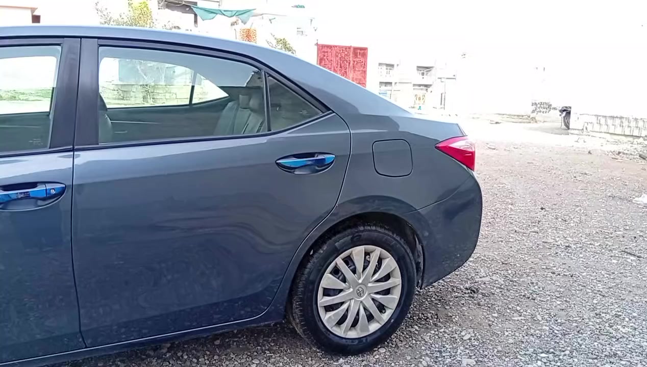 سلام عليكم كورولا موديل 19رقم سليمانيه ماشيه 119 ضرر خفيف ربع جامرلق الخفي صبغ ***********
