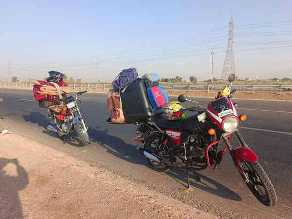 للبيع دراجه دايون جبلي اوراق اصولي
محرك ما مفتوح دراجه نضيفه بس مال مغسوله  دراجه لو احمر  عوزه ترتيب مكفوله من تنقيص ول تبخير 
مكان سوك الشيوخ
الشراي يتصل عل رقم ***********
السعر المطلوب (1250وبيه مجال)
