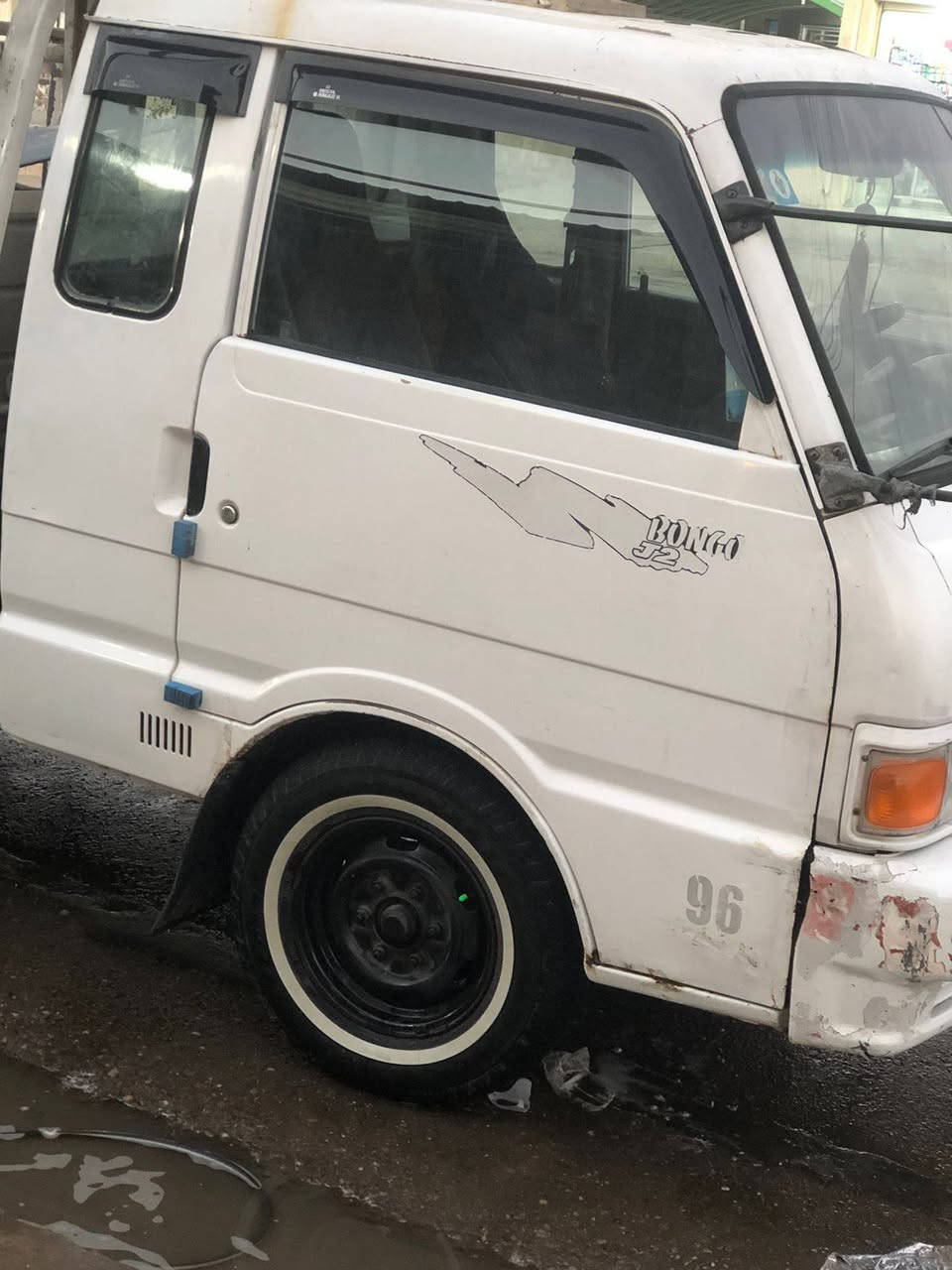 سلام عليك كيا بنكوالبيع موديل ٩٧ سياره جاهزه مال جناي 
رقم شاطي واضح كهربائيات كلها شغاله باتري مكينه هبه بخار كير وكسل مكفول  تخم تاير هزه جديده سنويه ٣١ 
السعر ٦٥ وبيها مجال رقم الهاتف ***********
ملاحضه المحجر موياها لئن مال صديقي
