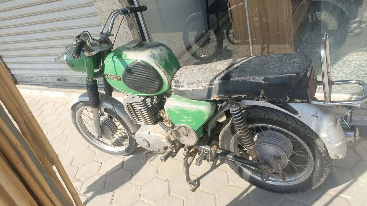 سلام عليكم من رخصت مدير الگروب ماطور 81البيع بدون شغال مكينه حلوه تايراته جدد ماعايز شي سعره 750وبي مجال شراي خابر وتدلل***********✅👍
