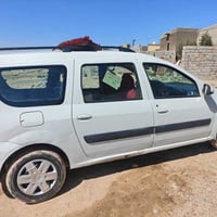 لوجان • ٧ راكب • مكينة جديد