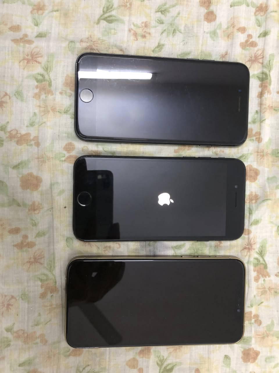 السلام عليكم
اكس عادي محور ١٦ برو جهاز بس ضهر مكسور وسيمكارت واكف كلشي شغال فيس ايدي كامرات صوت كلشي مضبوط. سعر ٧٥ الف فقط 

ايفون ٧ جي كبس شركه سيمكنون متوقف فقط ذ٣٢ سعر ٤٥ الف 

ايفون ٧ جي ذ٣٢ سمكارت واكف  مبدل شاشا وبصمه سعر ٤٠ الف فقط 

تواصل حصرا واتساب ما موجود بغير مكان راسل وتدلل 
***********
