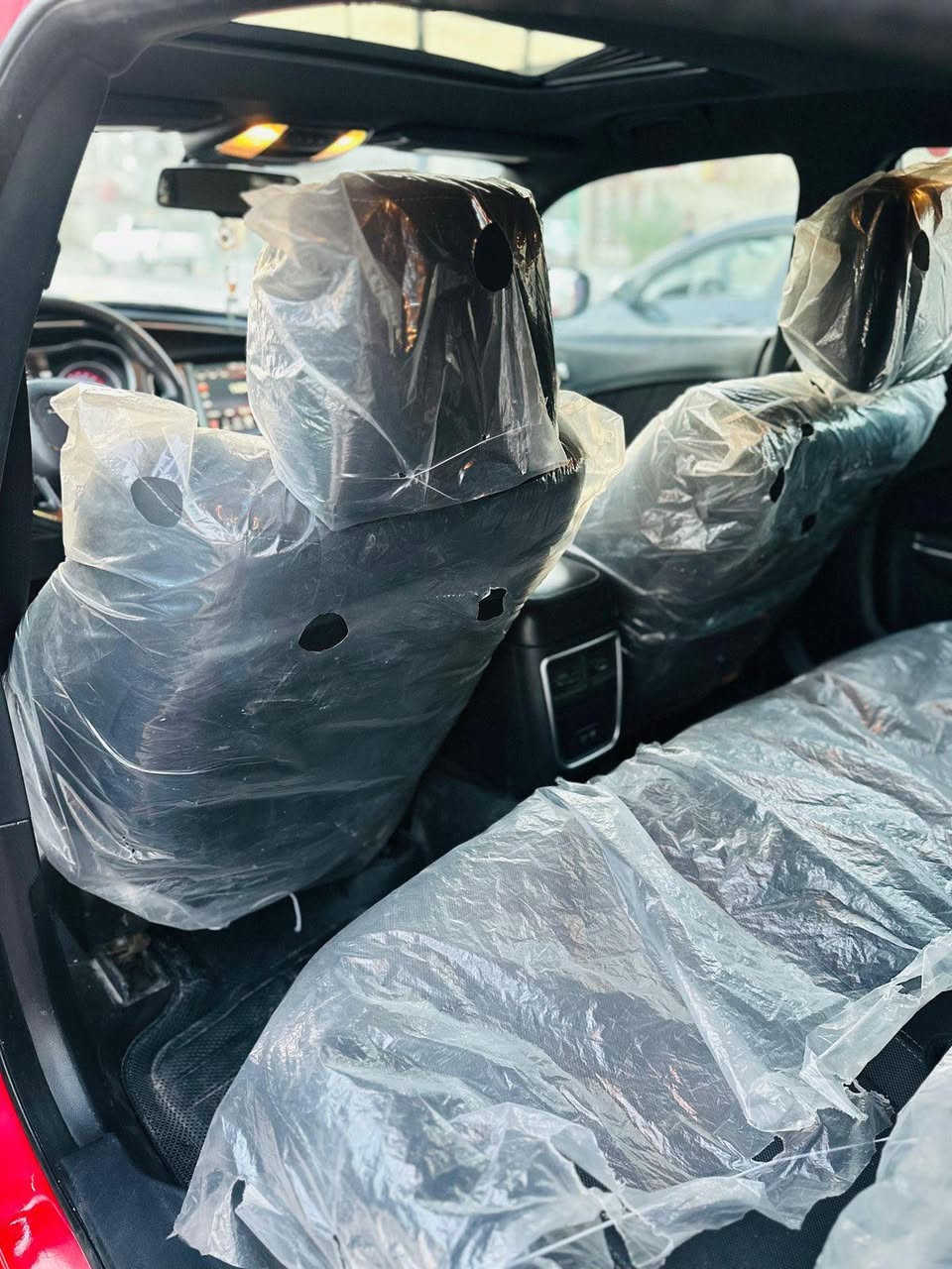 دوج چارجر. وارد كندي 
كفاله عامه. 
فول مواصفات 
لون طماطيه
نضافه داخليه وخارجيه تايرات جدد 
حداديه جديده 
رقم اربيل سنويه ٢٠٣٠ 
محرك ٦ سلندر 
تو ويل 
مكفوله من كلشي 

السعر ٢٢٥ورقه 
ماشيه ٢٤٥ كيلو 
٢٠١٦ 
وبيها مجال بسيط 

باقي التفاصيل ع هذا الرقم. 

0771 790 7662
مكلف بالنشر
