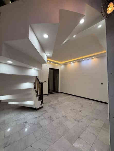 للايجار في السيدية  ( الاعتماد الهندسي للعقار)
بيت زيرو مساحه120م 

يحتوي على 3غرف نوم 

وصاله و مطبخ وهول وخدمات ومنور 

📍موقع جداً مميز
___________________________________________
✔️✔️يوجد عروضات اخرى لم يتم ذكره  تجارية وسكنية وشقق تجارية وسكنية ومحلات وعيادات 

📊كل ماعليك الاتصال أو المراسلة على الصفحة

الفرع الاول / الـسـيـديــة الضباط مقابل افران الرباط
 الفرع الثاني /شارع العلوة مقابل مدرسة حلم الغد الاهلية 
الفرع الثالث / عرصات الهندية مجاور فندق بلوم 

📱للاستفسار ***********

‏‎   نكفيك عناء البحث......
‏‎   لتمتلك اليوم عقار الغد. 

‏‎زبائننا الكرام بِكُم نَرتقي ونَتشرف بزيارتِكم ونَفتخر بخِدمتِكم ❤
‏‎‏#Engieering_accreditation_of_the_property
