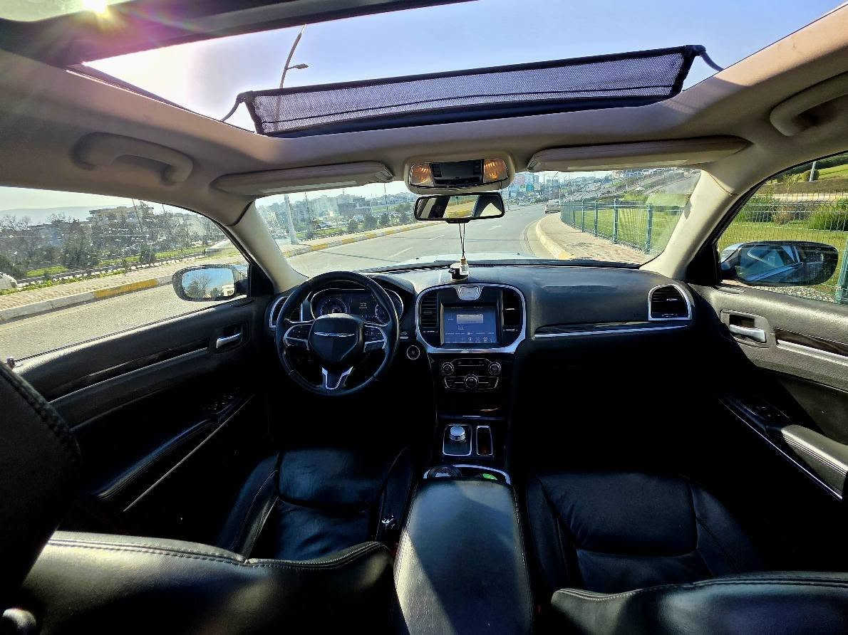 ئۆباما مۆدێل 2016 لێزەری دووبەی 
ڕەنگی نەوتی 
ویل ئیس ، بۆنیتی srt ، لحیە شۆر  
کوشن جلد ،کوشن کارەبا، کوشن هیتەر 
گێڕ ماوس ، تەحد سورعە، تەبرد مەرکەزی و دووزۆن تەبرید ، 
پــانۆراما 
هەموو گیانی بەشەرت  ناوی لوک لوکە 
بۆیاخی نیە جگە لەشوێن لێزەر و گۆڕینی بۆنیتەکەی بۆ سپۆرت 
سعری 92 گەڵاو مەجال 
***********
*********** السليمانية, العراق
