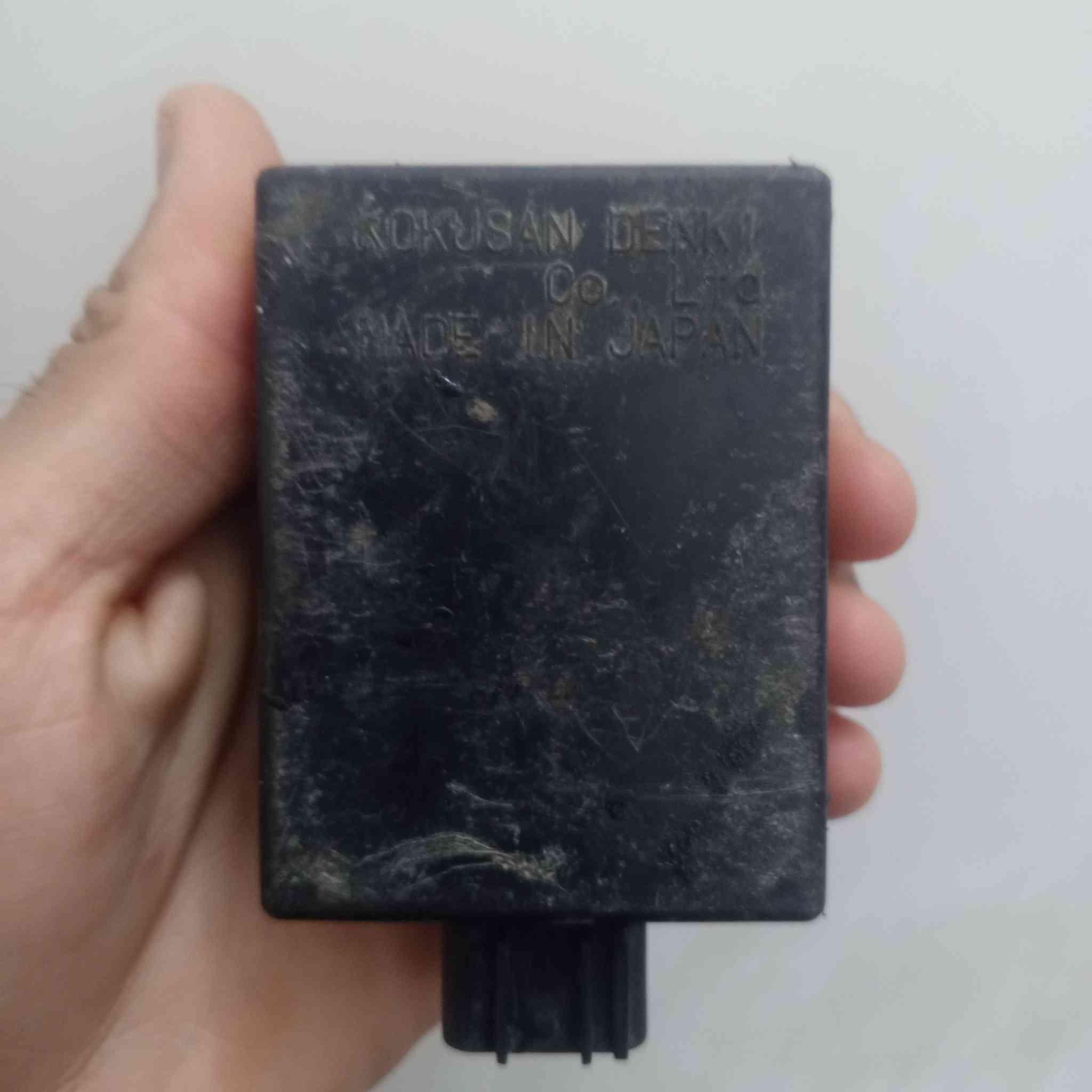 السلام عليكم اغراض سازوكي تفصيخ للبيع عقل بلادي/ جوزة بلادية/ويل امامي/دبة دهن كاملة مع قبق/قمجي بانزين كامل/تانكي بانزين /كشن كامل/ شاصي اوراق مع سواداتت
اليريدهن يراسلني أو يتصل ***********
