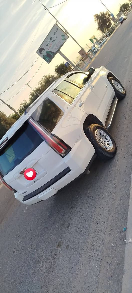 السلام عليكم للبيع GMC يوكن 2015خليجي رقم بصرة دولي باسمي السيارة خليجي كفاله فقط بنيد مبدل والقديم موجود بدون ضربه السيارة وجاهزة  من كلشي اي استفسار *********** مكاني البصرة الزبير
