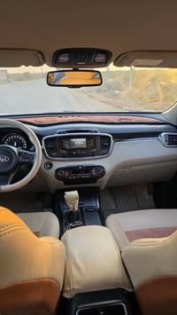 سورنتوا • ٢٠١٥ • ٦ سلندر