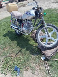 فيوم • 2010 • بدون اوراق