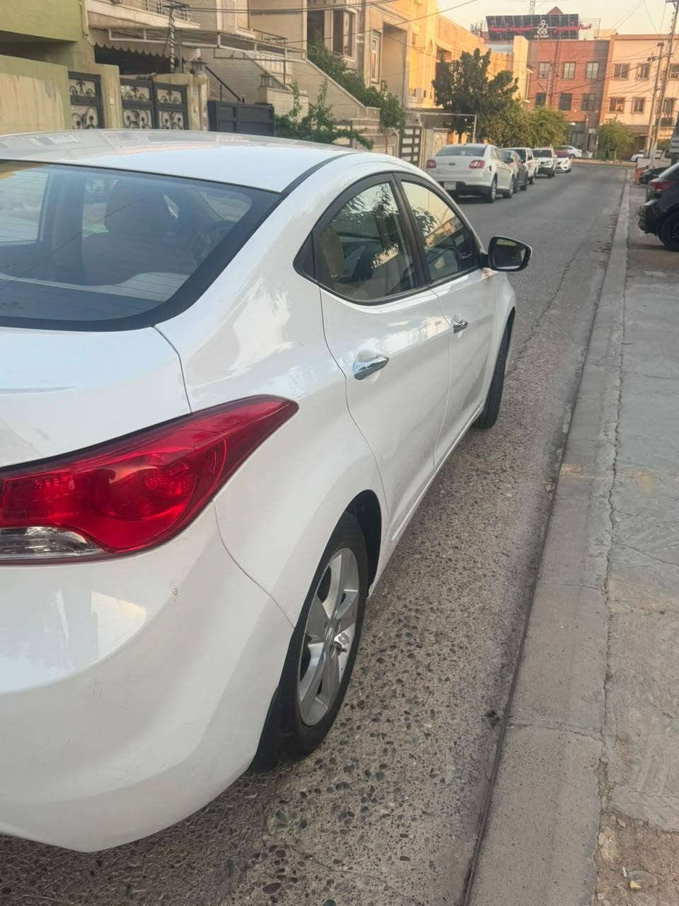 سياره جديده محرك ما مفتوح ضررها فقد اربع اماكن بارد سياره نظيفه السعر 115 ورقه وبيها مجال بسيط التواصل على هاذ الرقم *********** المكان أربيل
