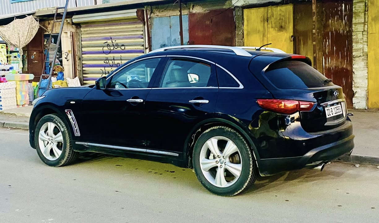 سياره فول مواصفات 1/1
انفنتي 2011 مكينه 6 سلندر 3500
5 راكب
كشنات جلد
كشنات كهربائي تدفئه وتبريد كشن
تحكم ستيرن
كاميرا مرايات جانبيه تحكم الكتروني
ويل كب
فتحه تنته بلقماره
تحكم ستيرن + مثبت سرعة
 لايت زنون
مشط ستيرن جديد
ستيرن كهرباء مع خزن وضعية السائق
فلاتر شوته جديد
سنتر لوك
كامريه 360 درجه 
داخل صاج 
راديتر جديد مع ماء اصلي
 تدفئه وتبريد شغال 
 الهزه جديه بعد خمس اشهر تقريباً بيه سياره نظيفه وجاهزه مكاني بغداد
هاتف ***********
السعر 110
