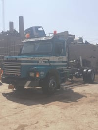 للبيع سكانيا ثنعش ونص لا صرف ولانفخ رقم اربيل مثبته قاطره و مقطوره 075...