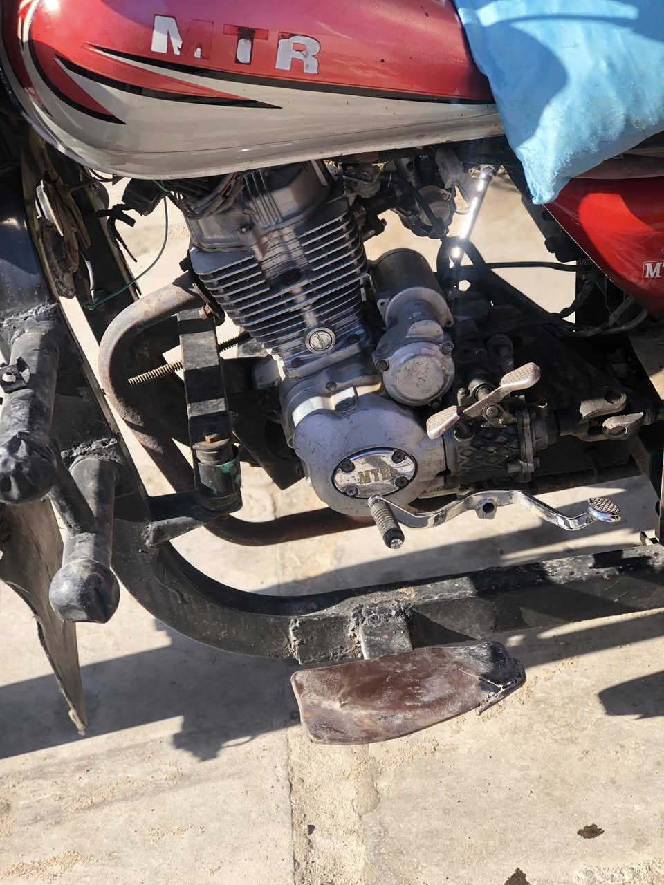 رجائن الموشراي لايكسر بالسعر
ستوته رقم وسنويه مديل ١٤ راعيها موجود بيها لحيم نفس ماوضح بلصوره دبلات شغاله رايدها ب ٩٥٠وبيها مجال بصره هارثه قرب سيد سامي رقمي ***********
