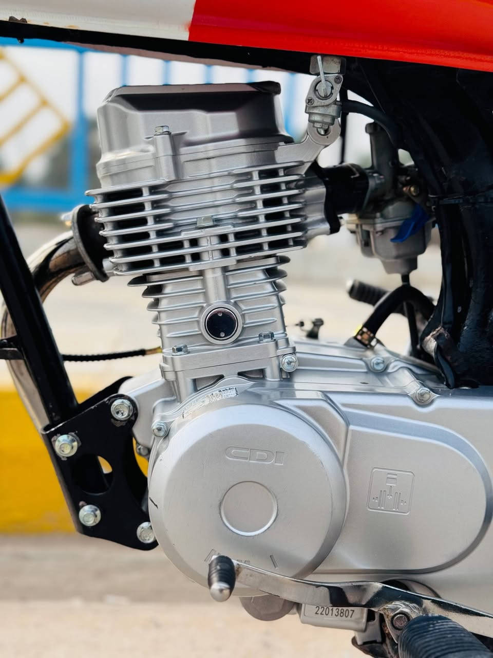 سلام عليكم شبابنه دراجه للبيع نامه شلامجه مكفوله كفاله عامه
أوراق أصولي شاصي ٢١ تعميره ٢٥
وذا تسولف ع النصبه كدام عينك
 شلعه ومعدل شرط ما زماط
سعر ٩٢٥ وبيها مجال مكان ناصريه قضاء قلعة
رقم***********
