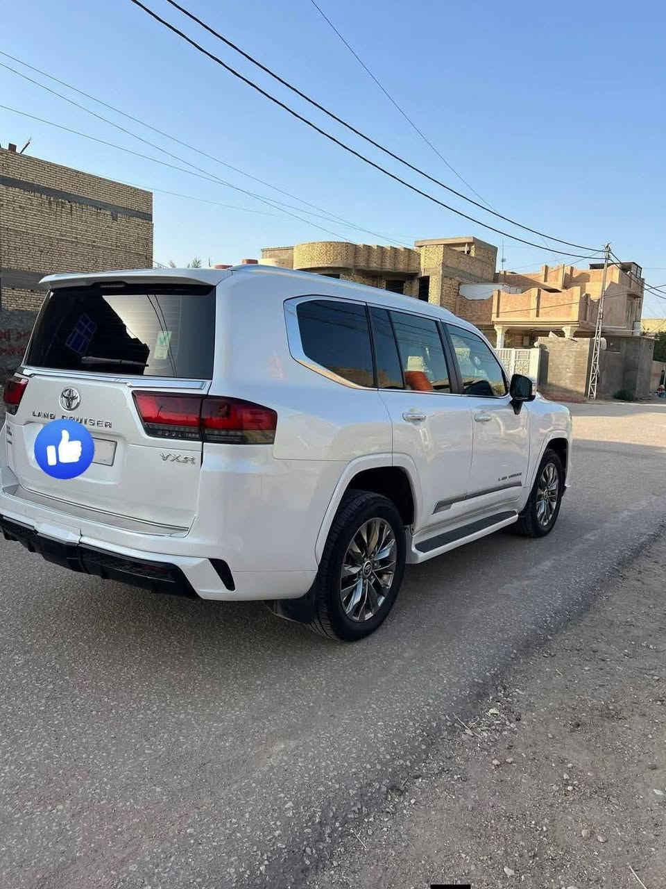 السلام عليكم
للبيع لاندكروز 2024 vxr ساز ام الضمان   
تون تيربو داخل احمر ثلاثه شاشات 
داتا شو كبير 
ماشيه 67
ابواب شفط 4 ابواب 
فول مواصفات واحد علئ واحد
السياره بيها حادث صفحتين 
رقم سليمانية 
تبريد كشنات امامي خلفي 
كشنات كهرباء 
سعرها 550$
رقم ***********
مكان بغداد زيونة
