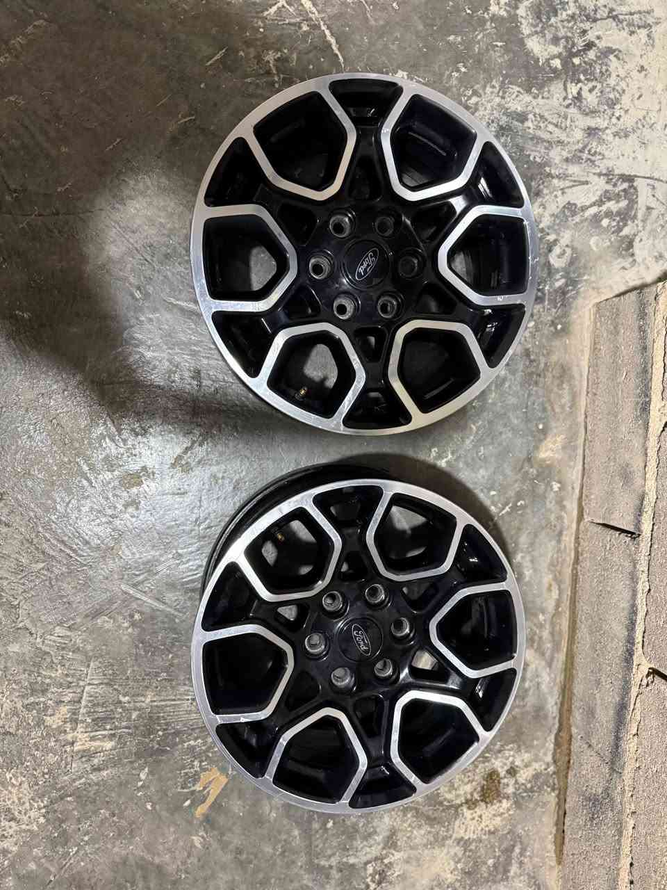 للبيع زوج ويل فورد f150
للاستفسار ***********
