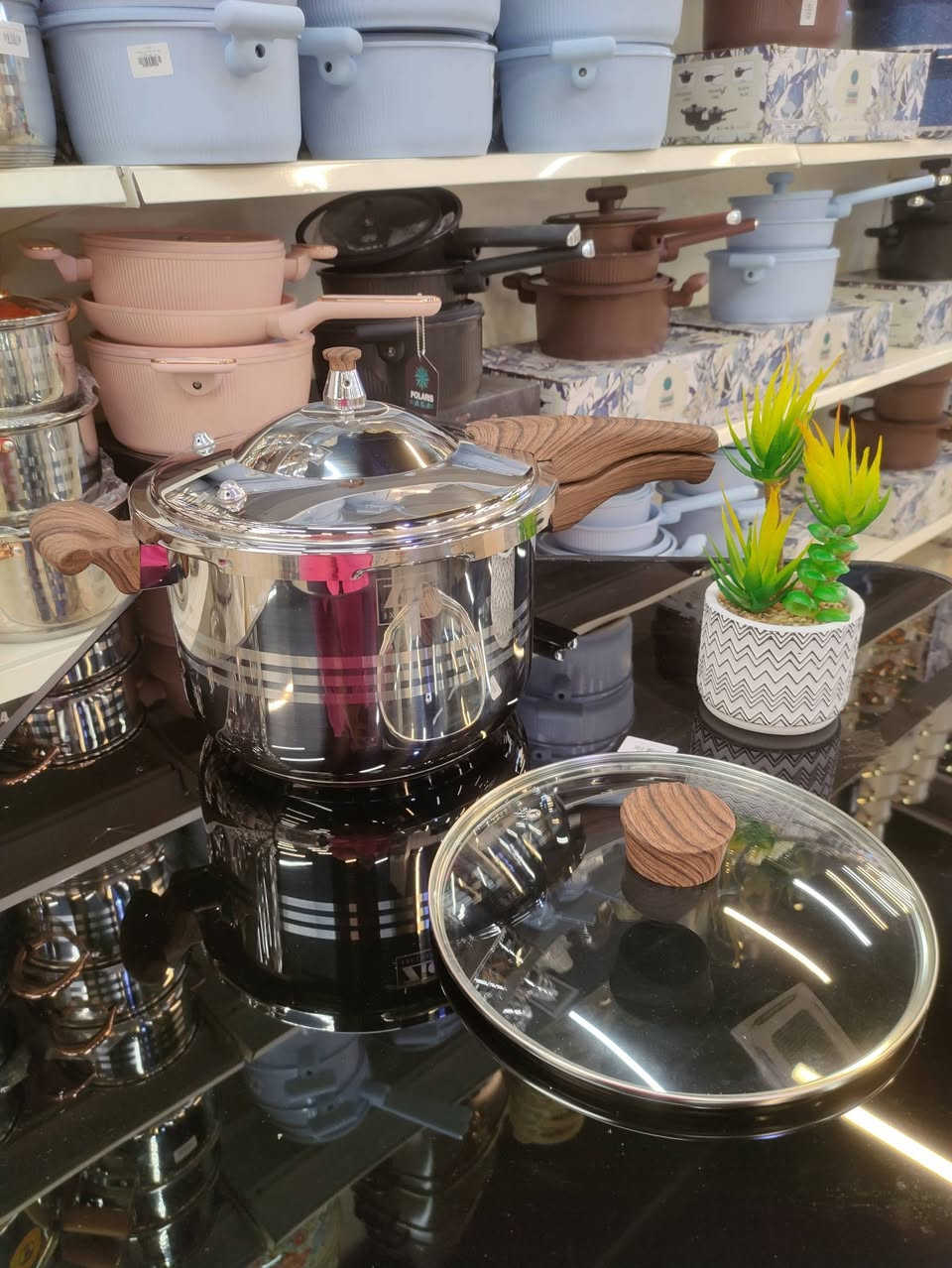 أواني الطبخ أساس كل مطبخ ❤️
اكتبوا تم حتى توصلكم اخر العروض

البضاعة متوفرة بالفرعين
بالاعظمية - نهاية شارع عمر بن عبد العزيز
وبالسيدية – شارع الضباط – قرب جامع الأقصى
#بلومارت


**إذا كنت صاحب هذا الإعلان وتريد حذفه لأي سبب، رجاءا أرسل رسالة إلى الدعم الفني**