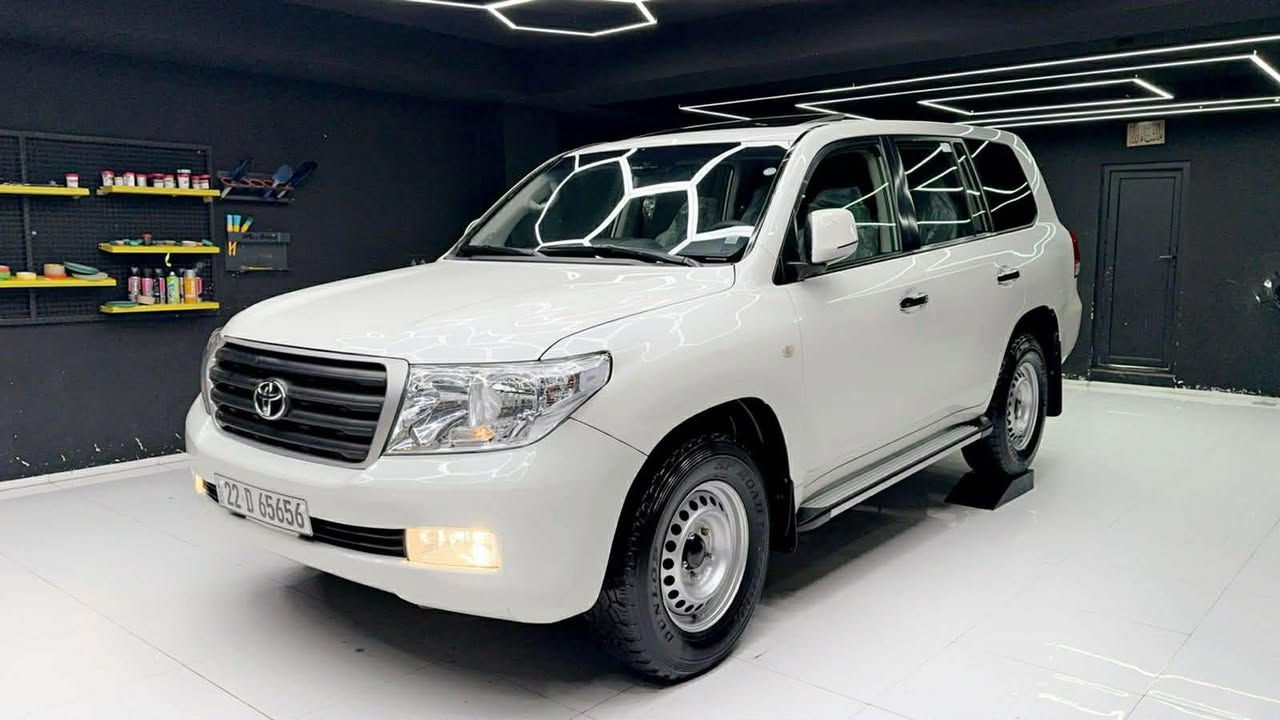 سلامون عليكم 
Land cruiser 2011 GX
وةنةوشةي ٢٠١١ GX 
سةيارةكة زور خاوين ماوةتةوة مالي دوستة بي مةسروف يةك دينار مةسروفي تيا نيية رةسمي سونةرةكةيم داناوة بةس مةكينةي كراوةتةوة ئةو رةقةمة جوانةشي لةگةل داية 
سعري :310 مةعامةلةيةكي برايانة 
ژم/ ***********
ژم/***********
ناونيشان/ چةمچةمال شمشمل, السليمانية
