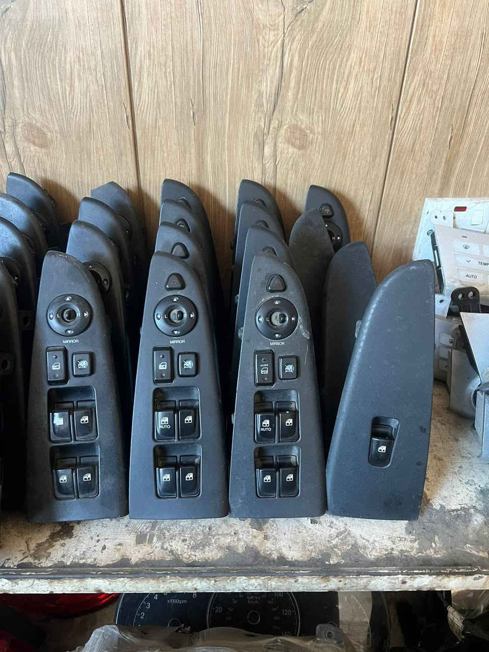 غراض النتره مقدس تفصيخ حاوية بغداد طالبيه يم علوه زويني موجود توصيل 6الف كل محافظات وبغداد 5 لف ***********       ***********
