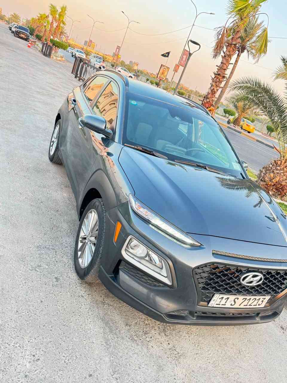 السلام عليكم هونداي كونا وارد امريكي للبيع موديل 2021  السيارة رقم بغداد بسمي  بصمة شاشة تحكم ستيرن وارد  رادار السيار نص فول الرقم الهاتف ***********
