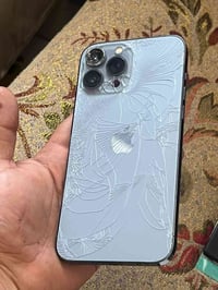 آيفون ١٣ برو ماكس • ٢٥٦ • الضهر مكسور